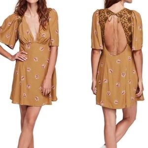 free people dress  S Mochingbird Embroidered size 4 lace boho festival summer